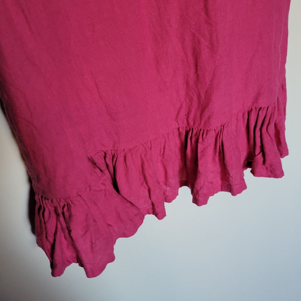 notPERFECTLINEN Sarah Mini Ruffle Dress in Magenta - Picture 5 of 6